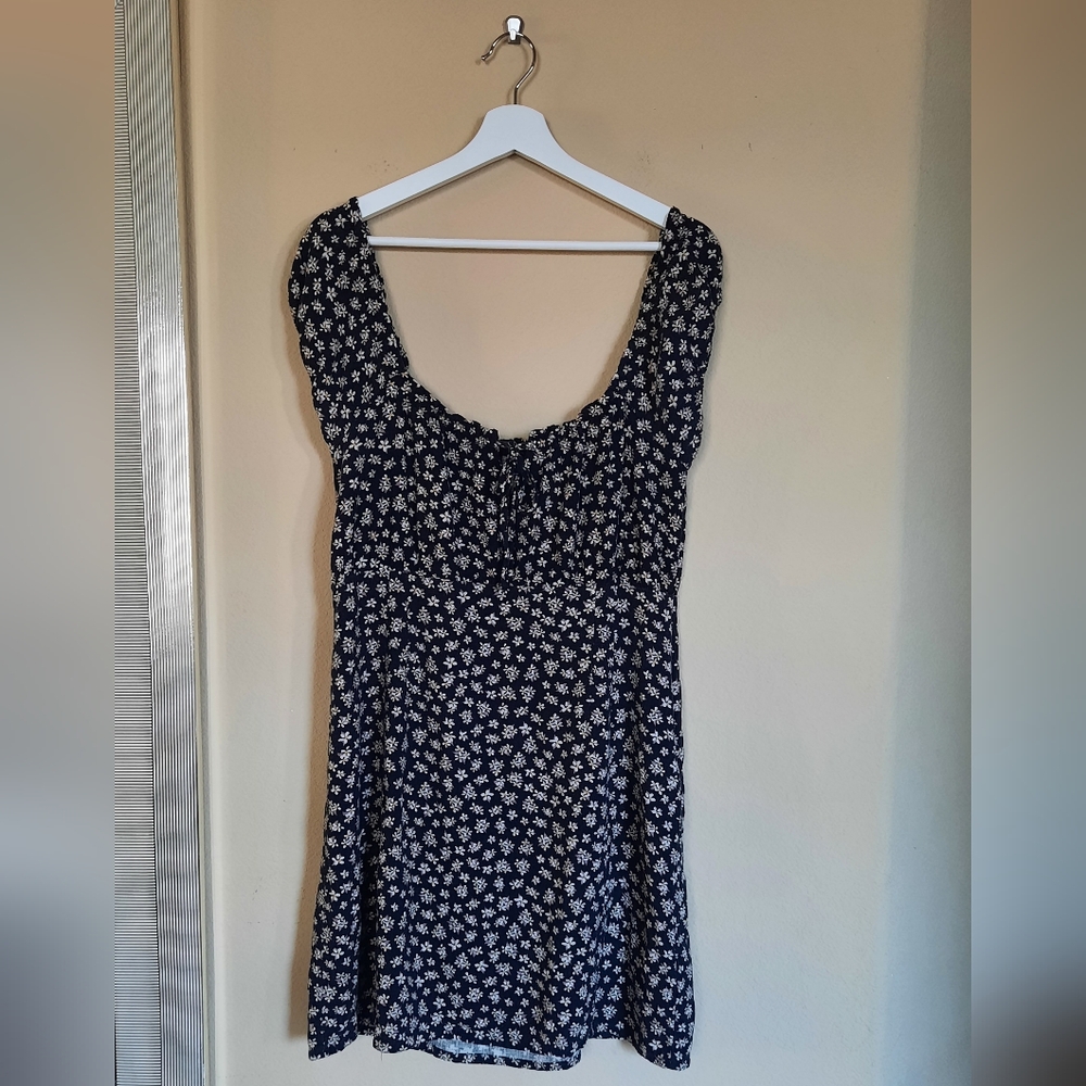 Aeropostale Floral Black and White Dress 90s Inspired Mini Puff Cap Sleeve